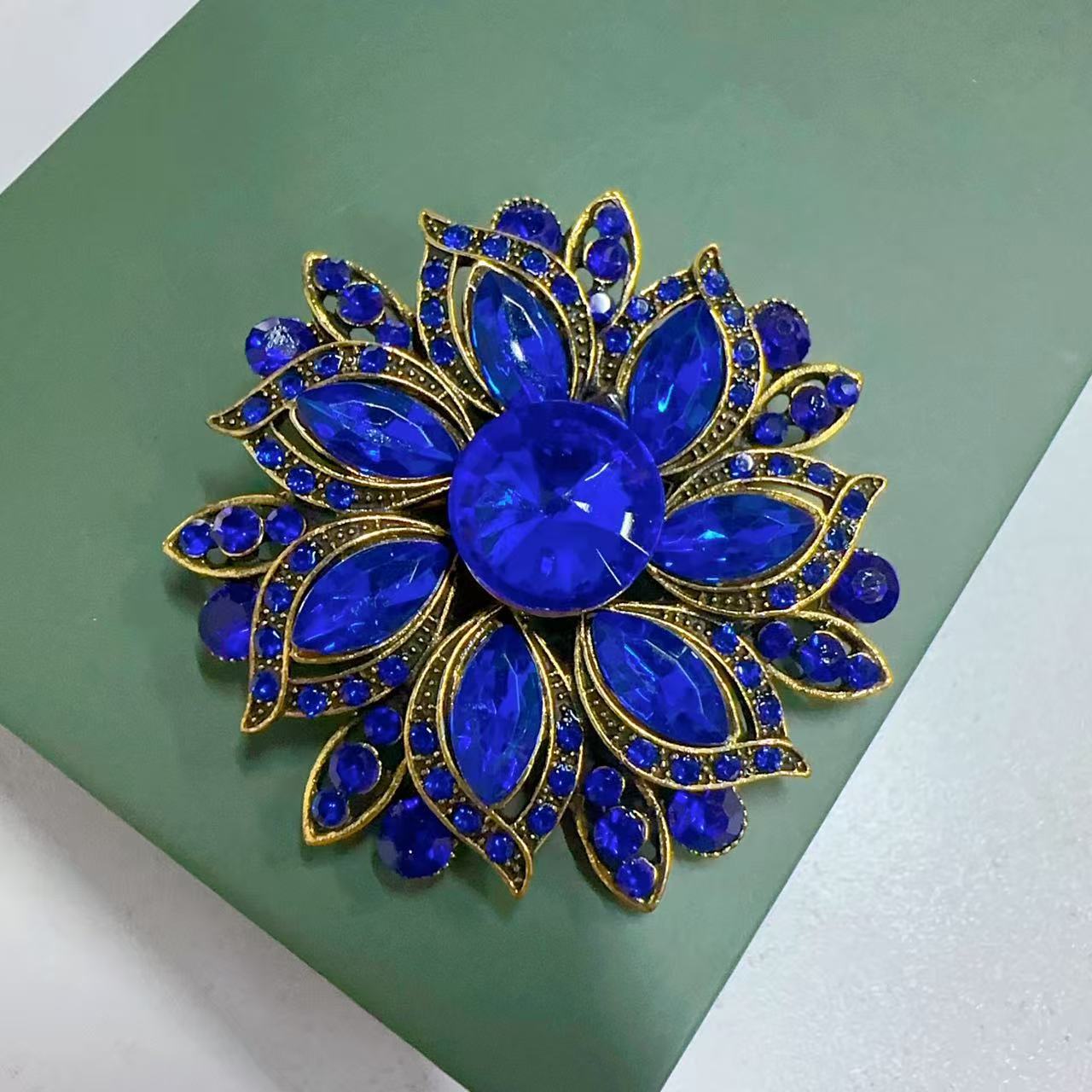 Broche de flor de cristal de v - Old Fashioned Glass avaliação e preço